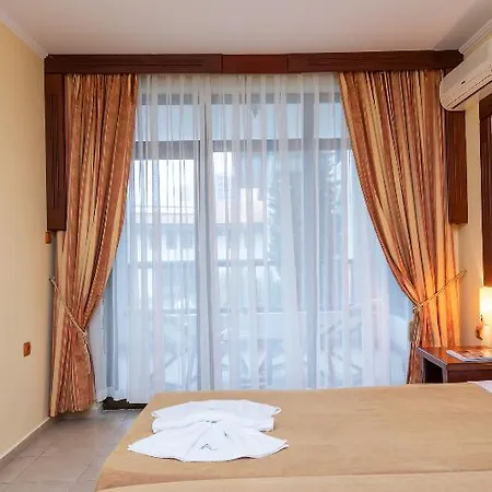 D&s - Severina 3* サニービーチ