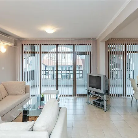 D&s - Severina ホテル 3*