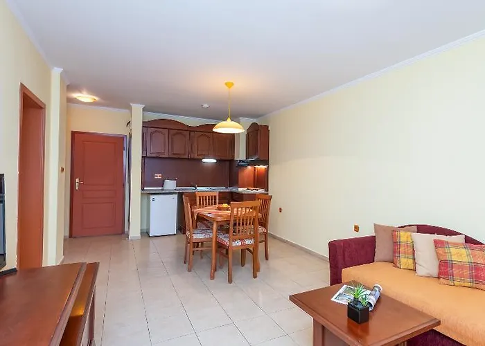 D&s - Severina Hotell 3*