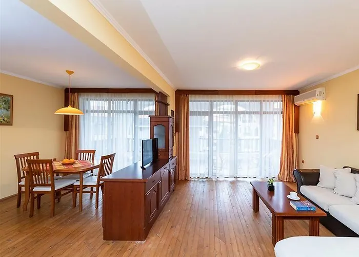 D&s - Severina Hotell Slăntjev Brjag